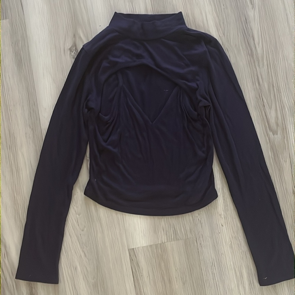I’m Selling A Bozzolo crop top piece it’s nave blue and a large